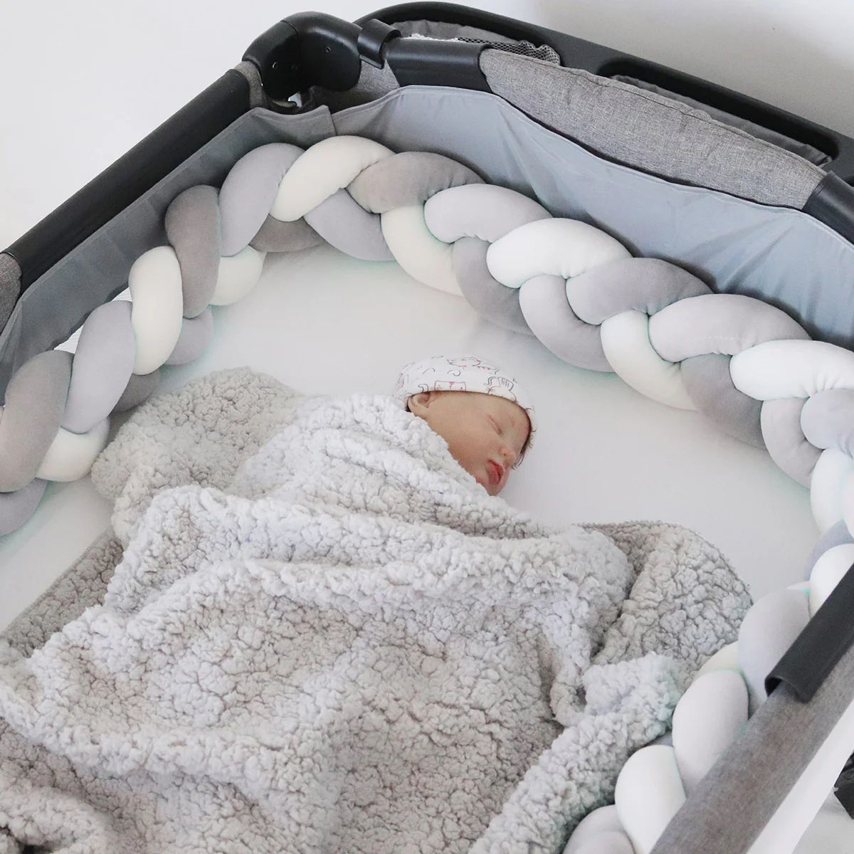 Cot Bumper Snuggle Time (Ref. 550853)